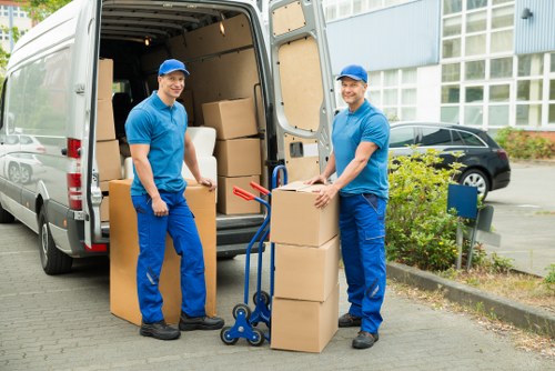 Commercial and residential moving help near Belgravia streets